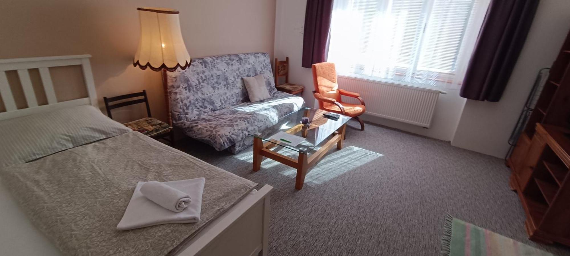 Apartman Horni Slavkov Hodinarstvi Экстерьер фото